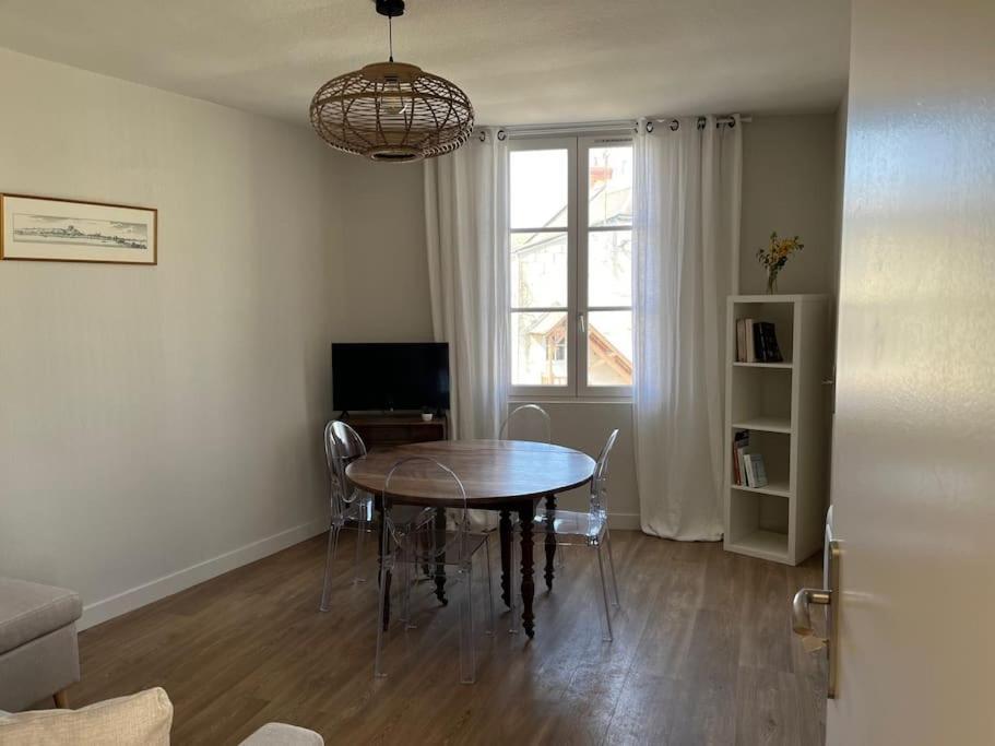 Les Marronniers Appartement Centre Saumur Bord De Loire Экстерьер фото
